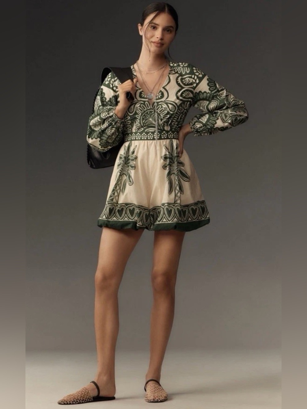Farm Rio Long Sleeved V-Neck Printed Romper L NWT $188 Bubble Hem Boho Tropical